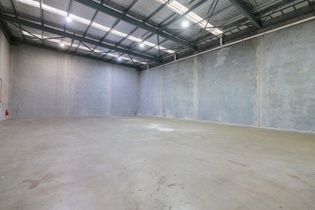 gallery image: Unit 2/85 Abernethy Road, Belmont WA