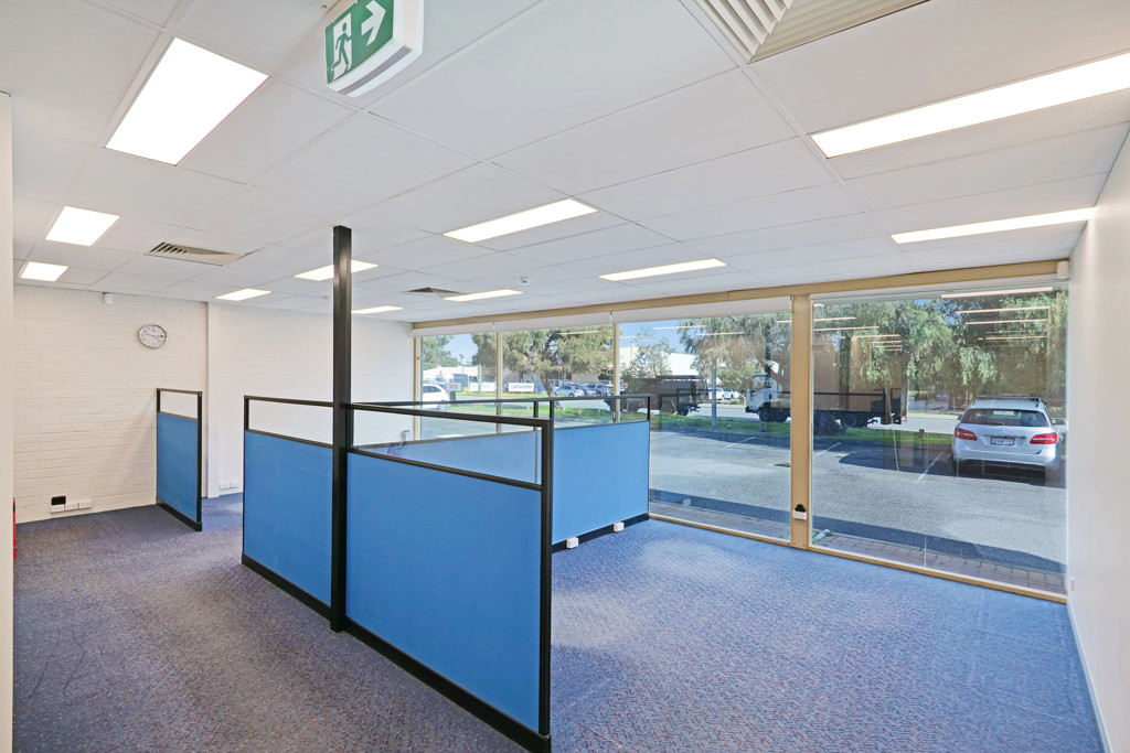 gallery image: 172 Campbell Street, Belmont WA