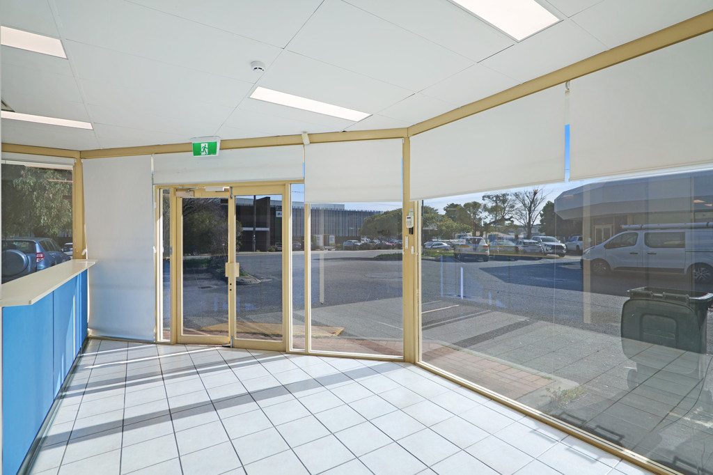 gallery image: 172 Campbell Street, Belmont WA