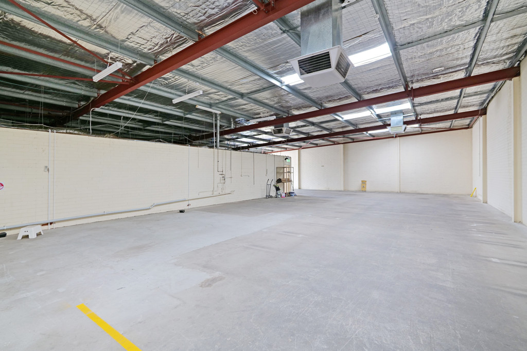 gallery image: 172 Campbell Street, Belmont WA
