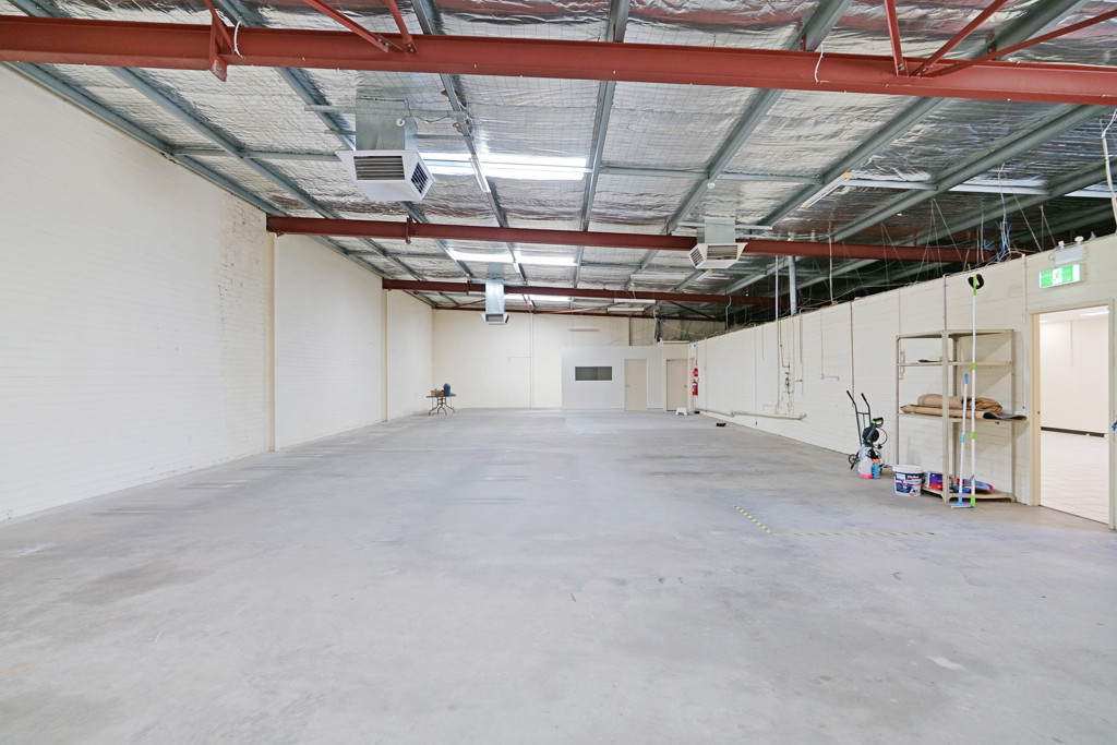 gallery image: 172 Campbell Street, Belmont WA
