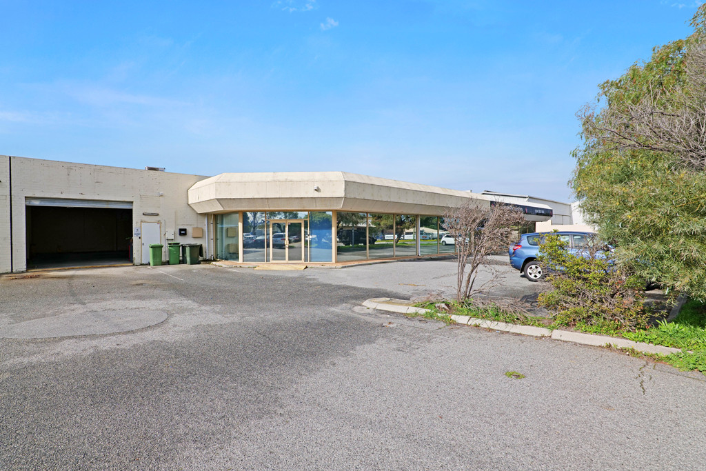 gallery image: 172 Campbell Street, Belmont WA