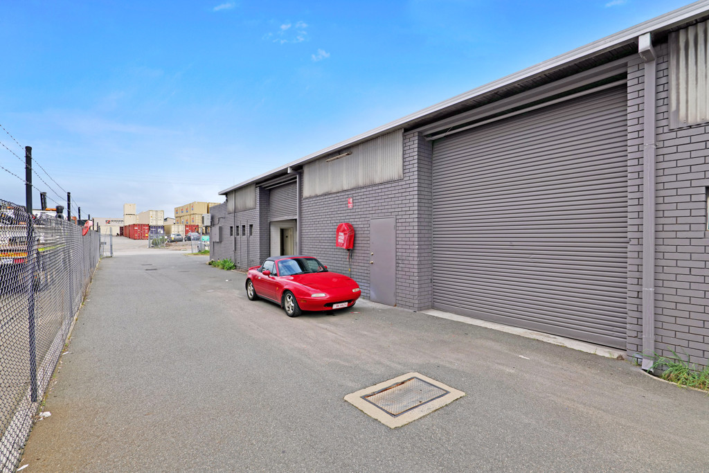 gallery image: Unit 1/113 President Street, Welshpool WA