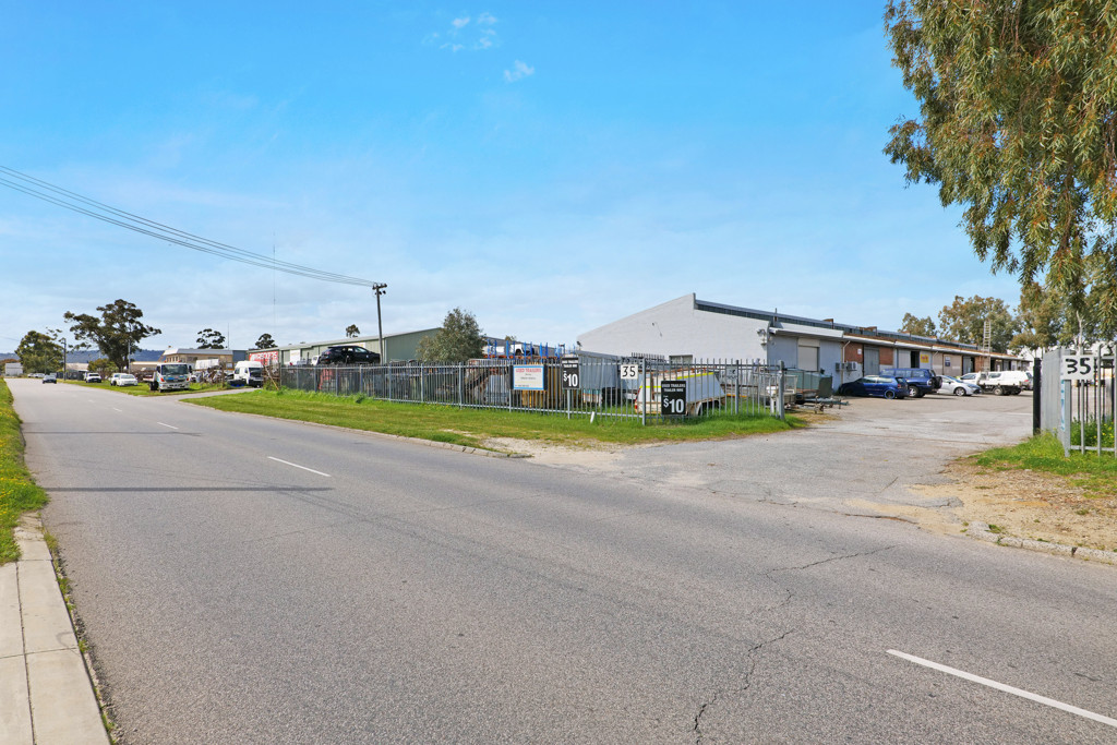 gallery image: 7/35 Austin Avenue, Maddington WA