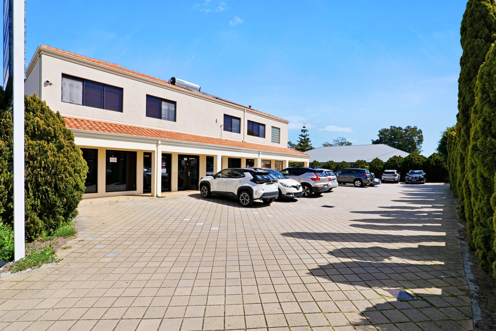 gallery image: 5/107-109 Orrong Road, Rivervale WA