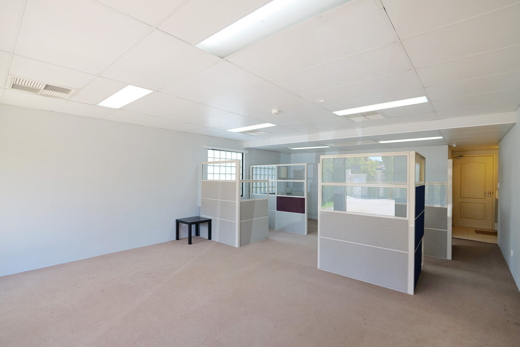 gallery image: 5/107-109 Orrong Road, Rivervale WA