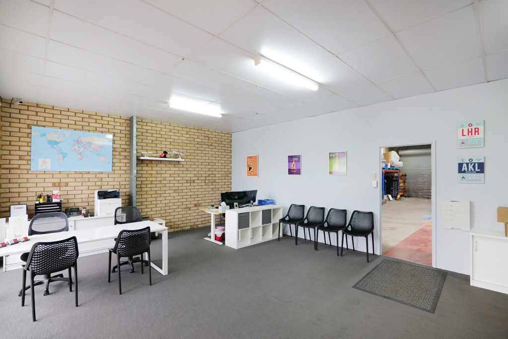 gallery image: 5/125-129 Welshpool Road, Welshpool WA