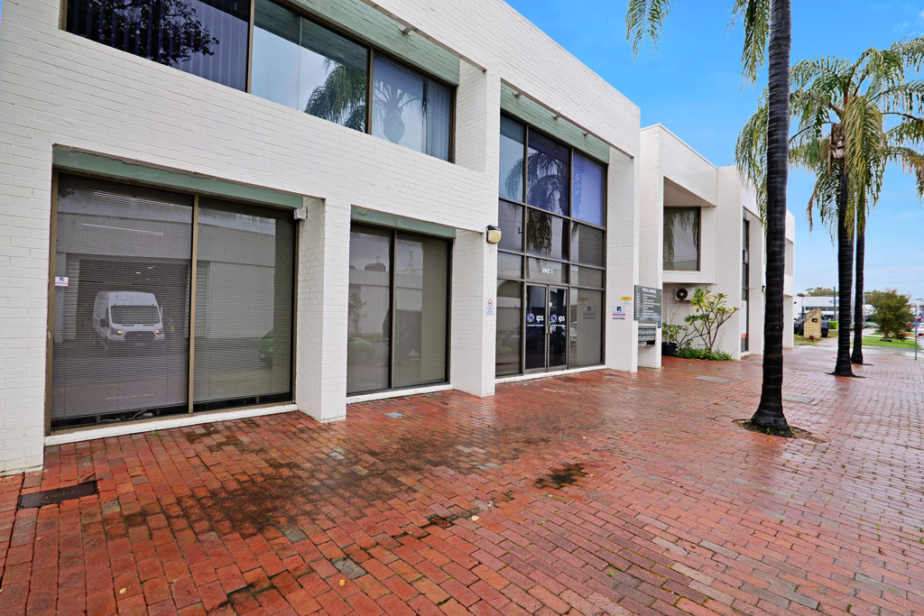 gallery image: 1/20 Twickenham Road, Burswood WA