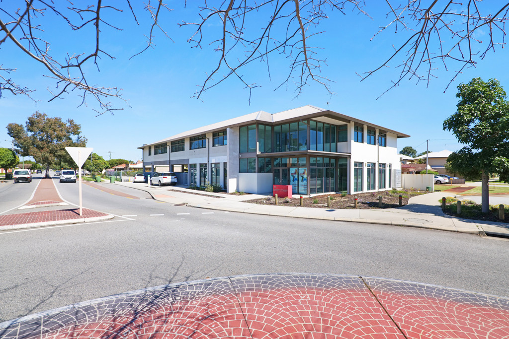 gallery image: 2/163 Wright Street, Kewdale WA