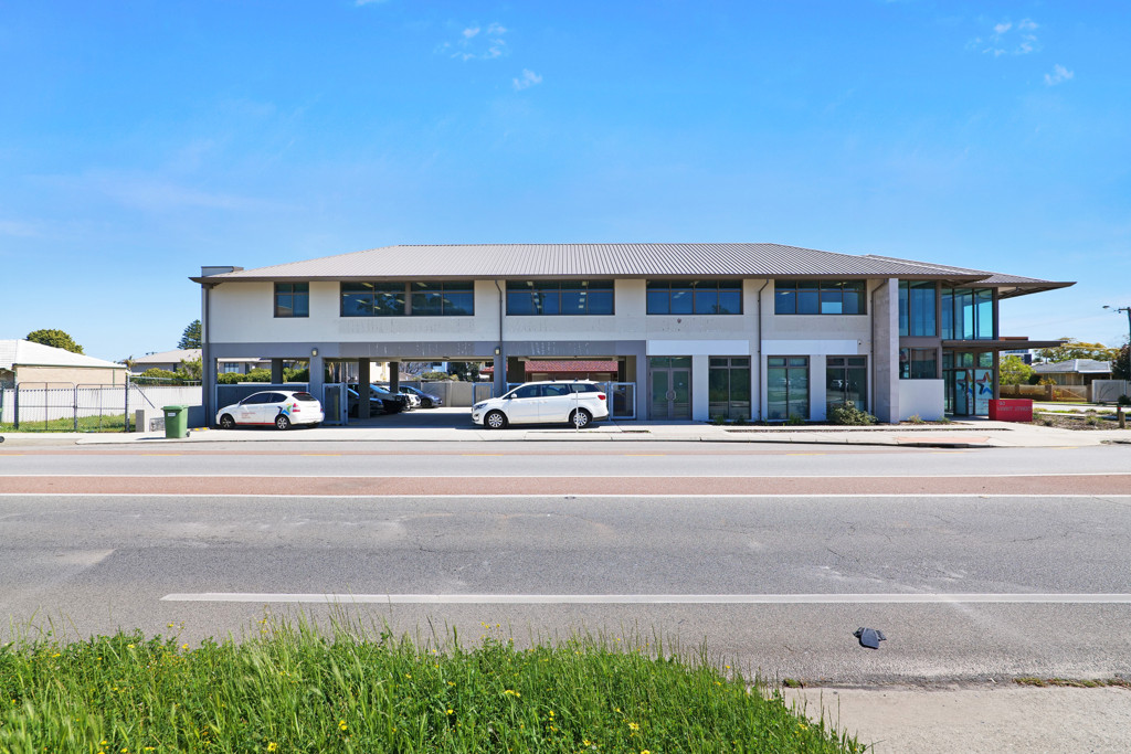 gallery image: 2/163 Wright Street, Kewdale WA