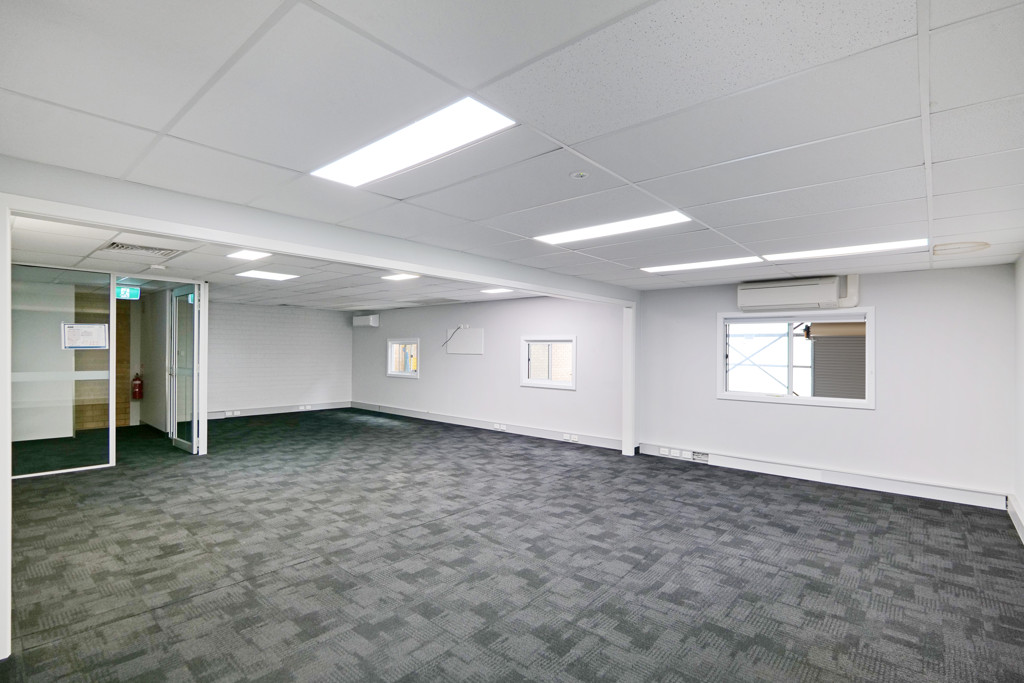 gallery image: 27 Stiles Avenue, Burswood WA