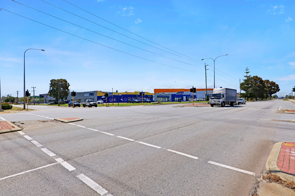 gallery image: 9/10-18 Dowd Street, Welshpool WA