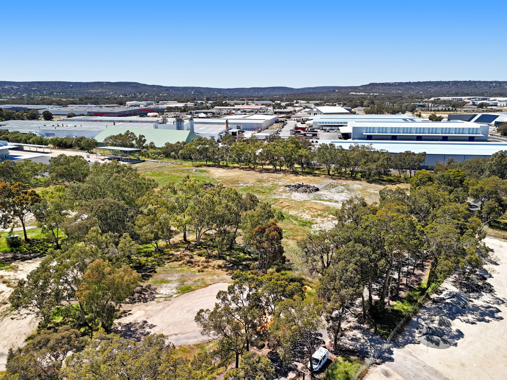 gallery image: 56 Hazelmere Circus, Hazelmere WA