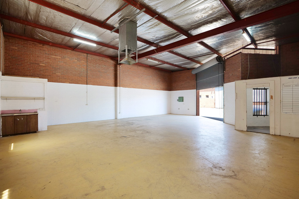 gallery image: 1/110 Briggs Street, Welshpool WA