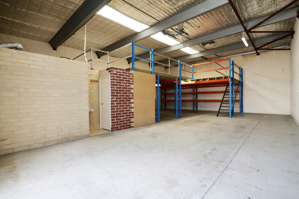 gallery image: Unit 15/88 Briggs Street, Welshpool WA