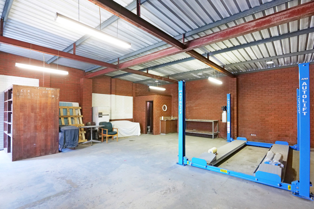 gallery image: Unit 4/22 Forward Street, Welshpool WA