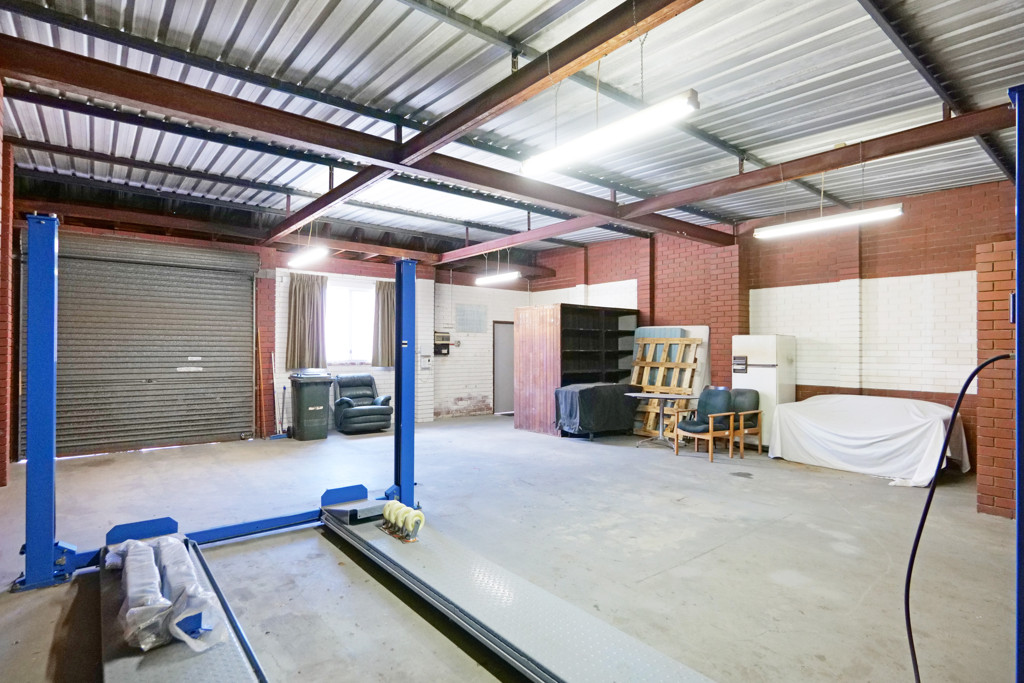 gallery image: Unit 4/22 Forward Street, Welshpool WA