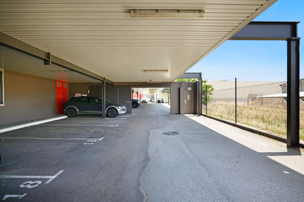 gallery image: 3/63 Knutsford Avenue, Rivervale WA