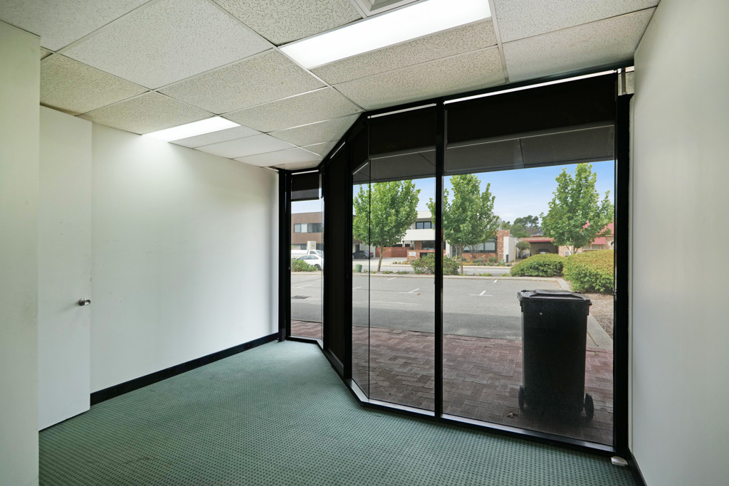 gallery image: 1/147-151 Belmont Avenue, Belmont WA