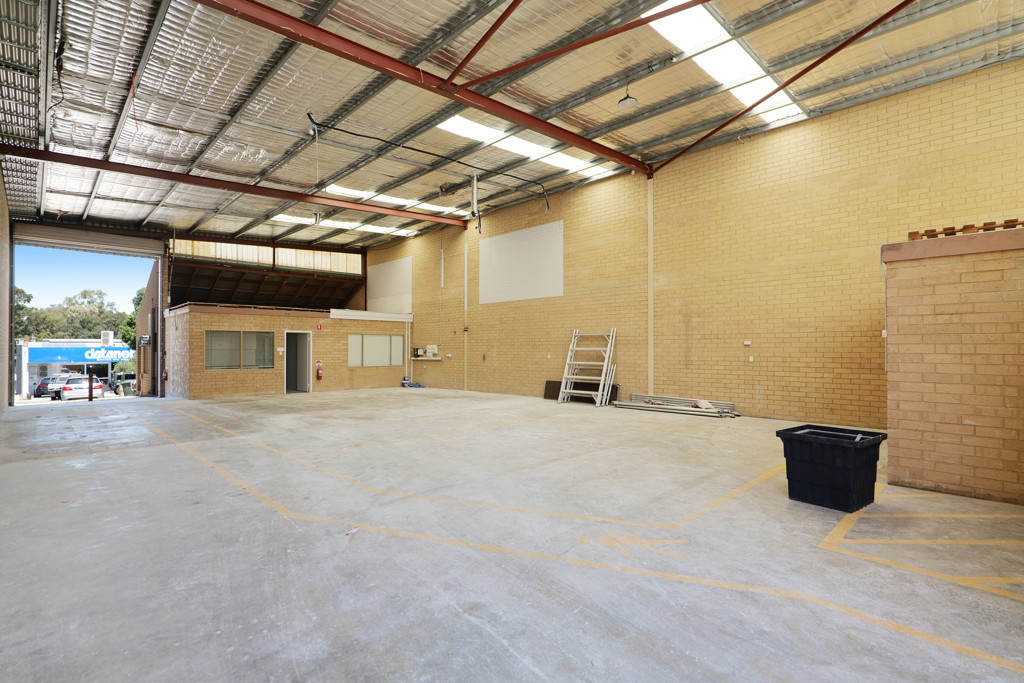 gallery image: 27 Stiles Avenue, Burswood WA