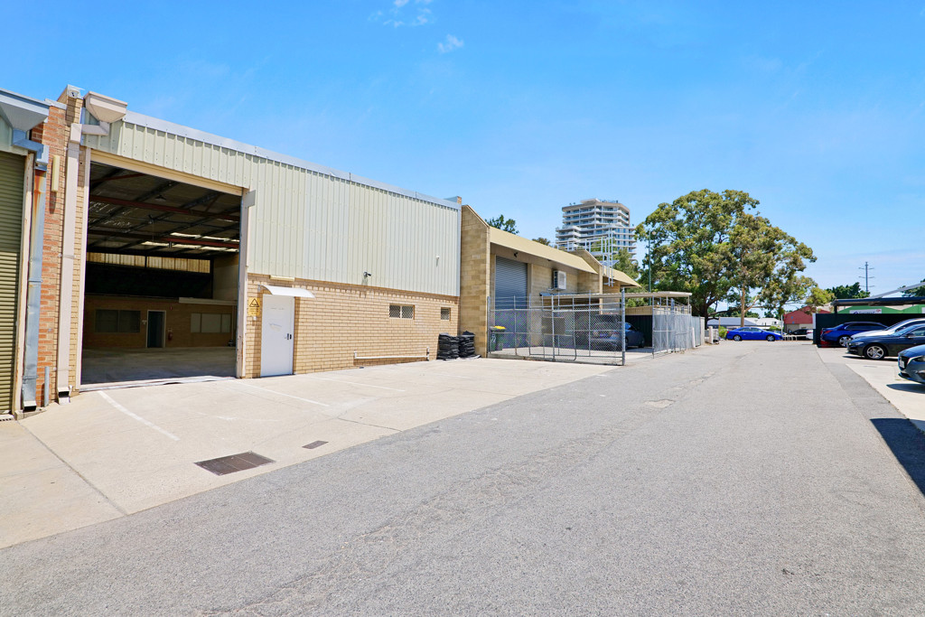 gallery image: 27 Stiles Avenue, Burswood WA