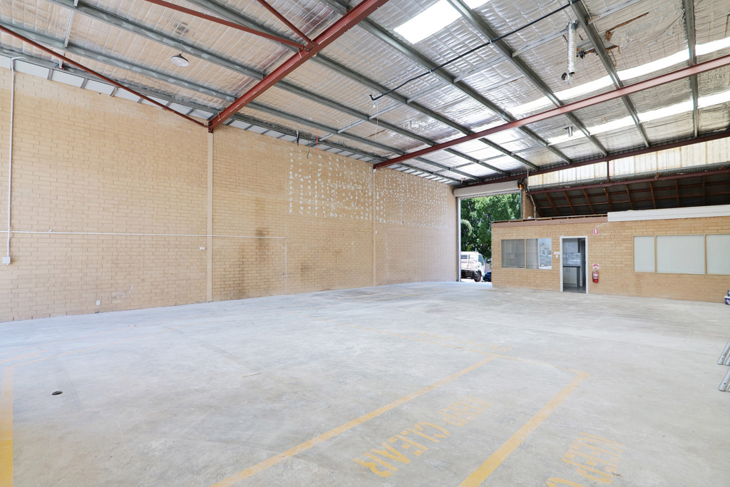 gallery image: 27 Stiles Avenue, Burswood WA