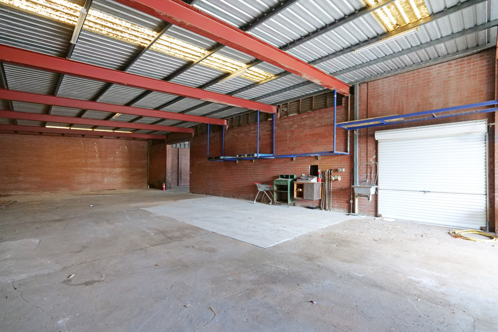 gallery image: 16 Clayton Street, Bellevue WA