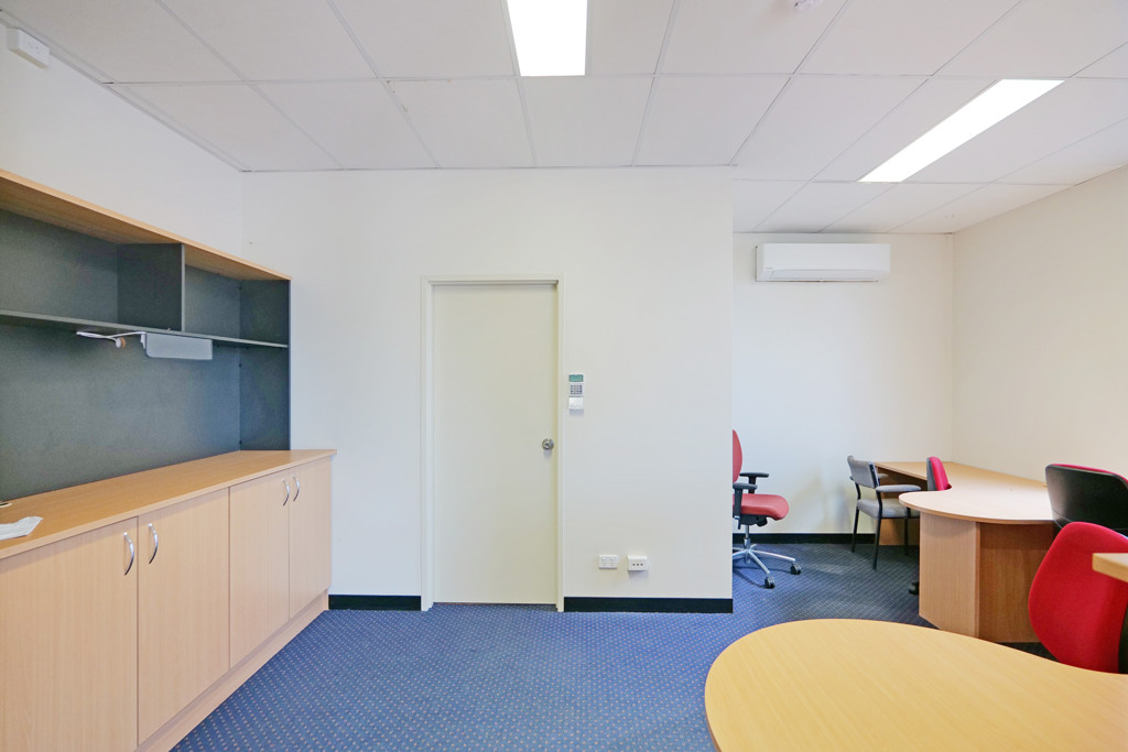 gallery image: 16 Clayton Street, Bellevue WA