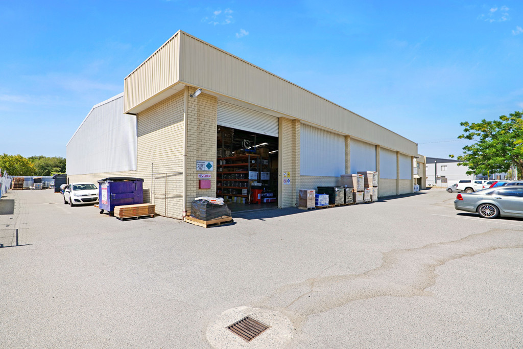 gallery image: 4 Atlas Court, Welshpool WA