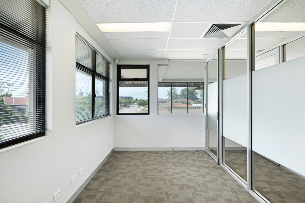 gallery image: Unit 4/163 Wright Street, Kewdale WA