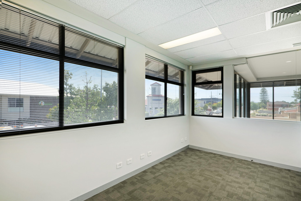 gallery image: Unit 4/163 Wright Street, Kewdale WA