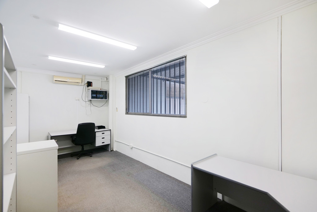 gallery image: 1/30 Marriot Street, Cannington WA