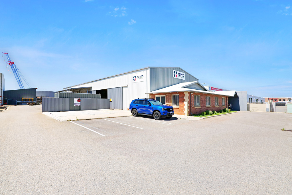 gallery image: 13 Hanson Street, Maddington WA