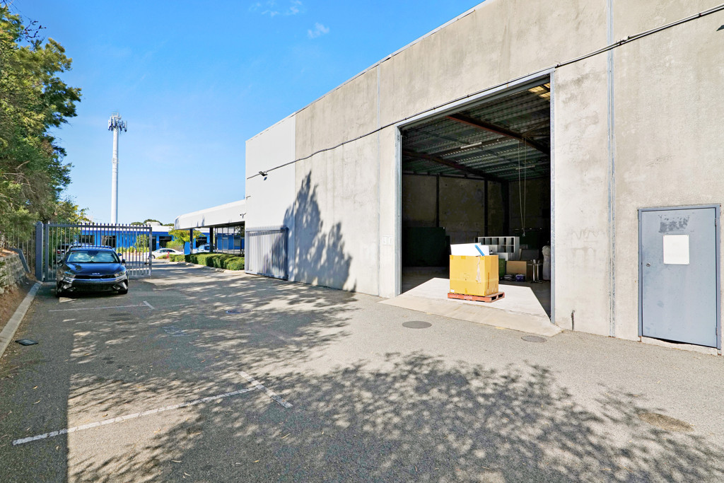 gallery image: 3/8 Belmont Avenue, Belmont WA