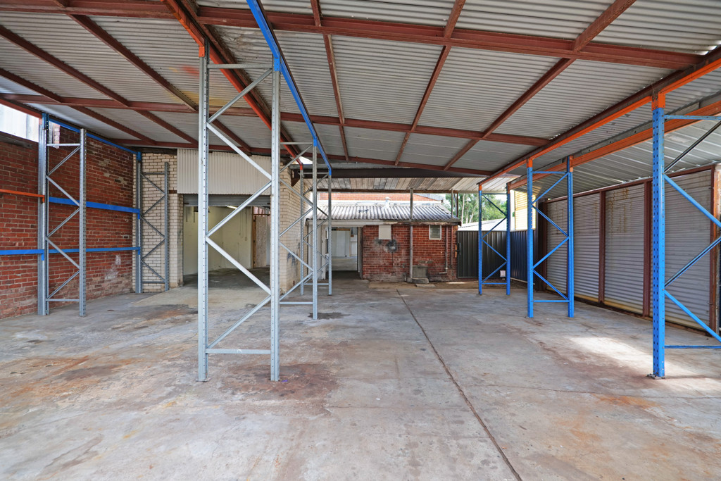 gallery image: 14 Claude Street, Burswood WA