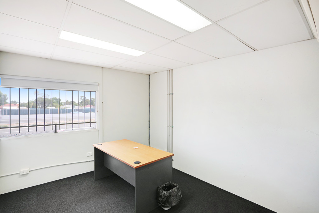 gallery image: 2/1 Burchell Way, Kewdale WA