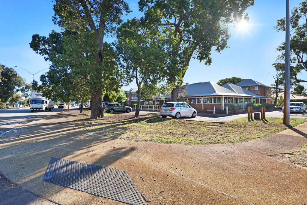 gallery image: 228-234 Great Eastern Highway, Ascot WA