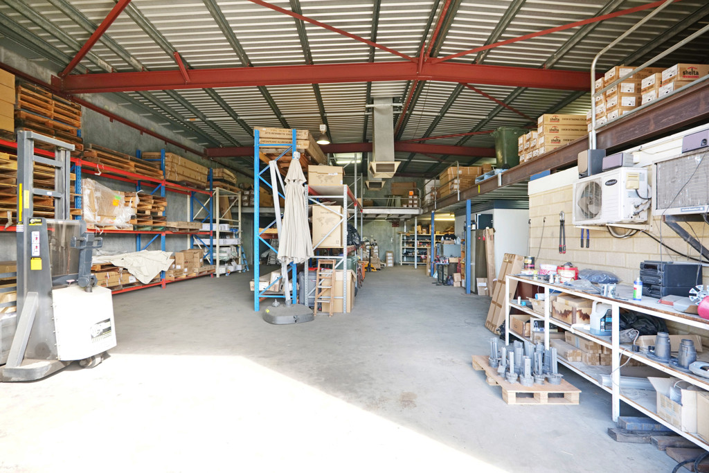 gallery image: 12 Coney Drive, Kewdale WA