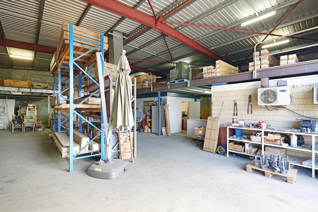 gallery image: 12 Coney Drive, Kewdale WA