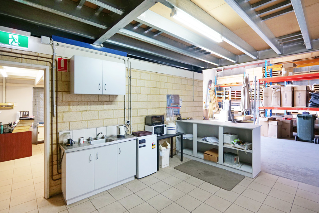 gallery image: 12 Coney Drive, Kewdale WA