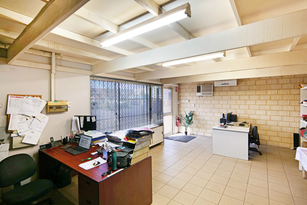 gallery image: 12 Coney Drive, Kewdale WA