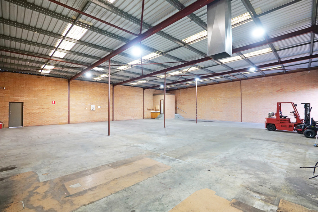 gallery image: 9 Burwash Place, Maddington WA