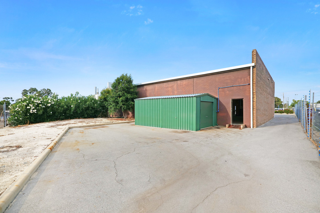 gallery image: 9 Burwash Place, Maddington WA