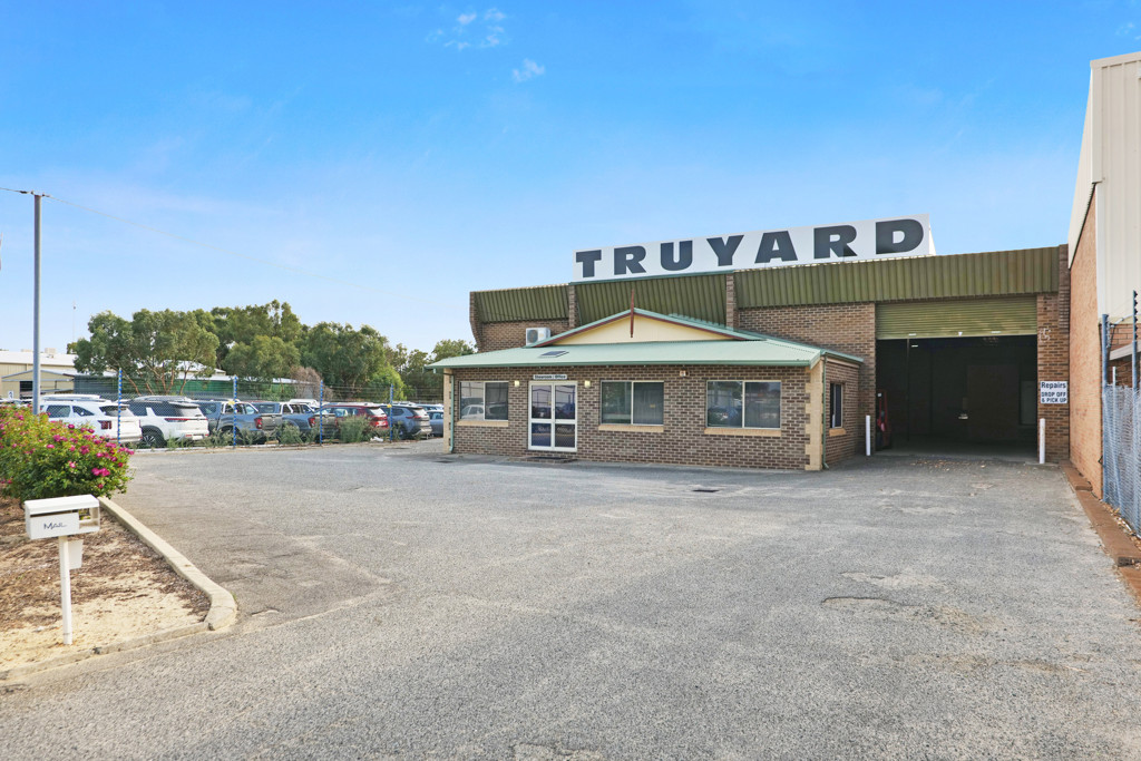 gallery image: 9 Burwash Place, Maddington WA