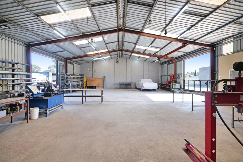 gallery image: 42 Austin Avenue, Kenwick WA