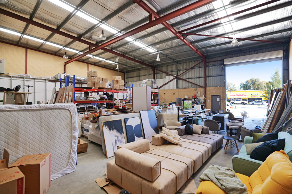 gallery image: 13 Belgravia Street, Belmont WA