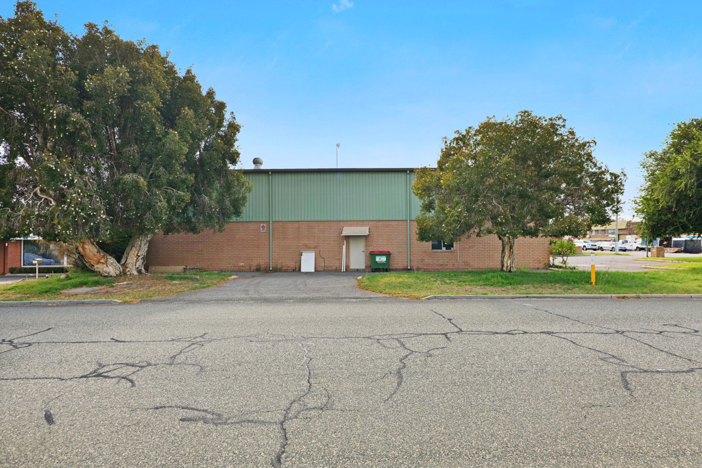 gallery image: 1 McDermott Street, Welshpool WA