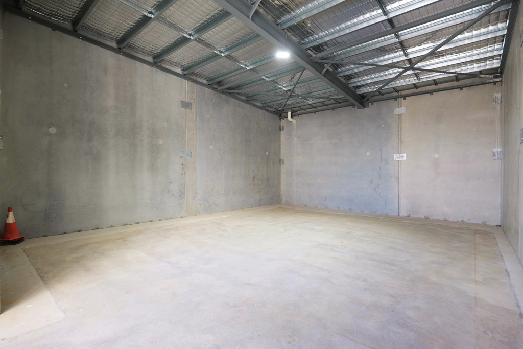 gallery image: 1/8 Archimedes Drive, Forrestdale WA