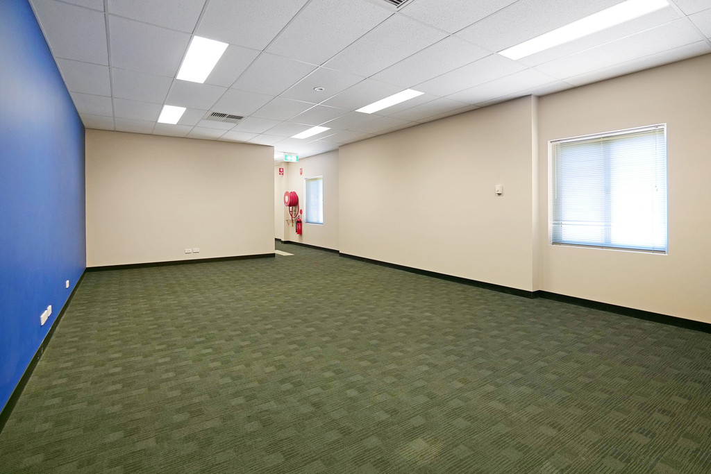 gallery image: 9 Felspar Street, Welshpool WA