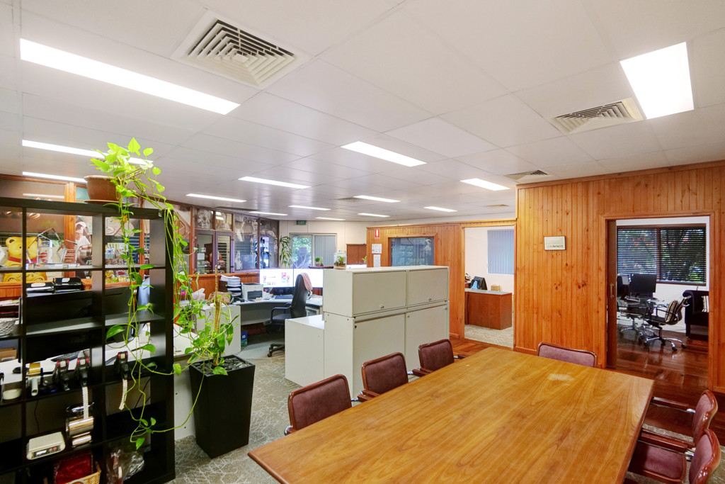 gallery image: 29-31 Division Street, Welshpool WA